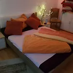 Hbs, Fewo, Eg, Best- Preis- Leistung, Naehe City, Einzelvermietung Moeglich, 1 Oder 2 Grosse Zimmer, Grosse Kueche, Logga, Bad, Einfach Und Gut Apartment