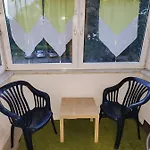 Apartment Hbs, Fewo, Eg, Best- Preis- Leistung, Naehe City, Einzelvermietung Moeglich, 1 Oder 2 Grosse Zimmer, Grosse Kueche, Logga, Bad, Einfach Und Gut *