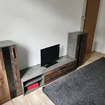 Hbs, Fewo, Eg, Parkplatz, Best- Preis- Leistung, Naehe City, Einzelvermietung Moeglich, 1 Oder 2 Grosse Zimmer, Grosse Kueche, Logga, Bad, Einfach Und Gut Apartamento