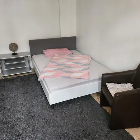 Hbs, Fewo, Eg, Best- Preis- Leistung, Naehe City, Einzelvermietung Moeglich, 1 Oder 2 Grosse Zimmer, Grosse Kueche, Logga, Bad, Einfach Und Gut 아파트 할버슈타트