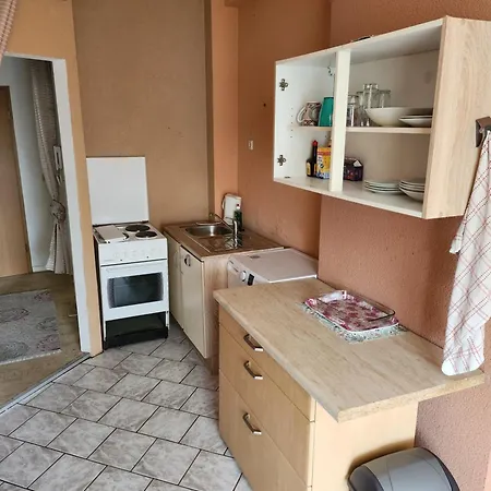 Hbs, Fewo, Eg, Parkplatz, Best- Preis- Leistung, Naehe City, Einzelvermietung Moeglich, 1 Oder 2 Grosse Zimmer, Grosse Kueche, Logga, Bad, Einfach Und Gut