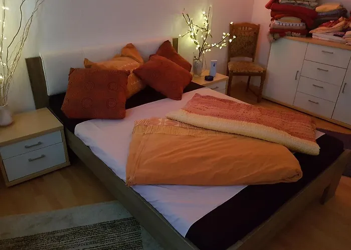 Hbs, Fewo, Eg, Best- Preis- Leistung, Naehe City, Einzelvermietung Moeglich, 1 Oder 2 Grosse Zimmer, Grosse Kueche, Logga, Bad, Einfach Und Gut 아파트