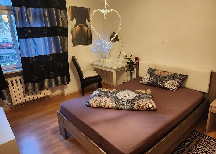 Hbs, Fewo, Eg, Best- Preis- Leistung, Naehe City, Einzelvermietung Moeglich, 1 Oder 2 Grosse Zimmer, Grosse Kueche, Logga, Bad, Einfach Und Gut 아파트 *