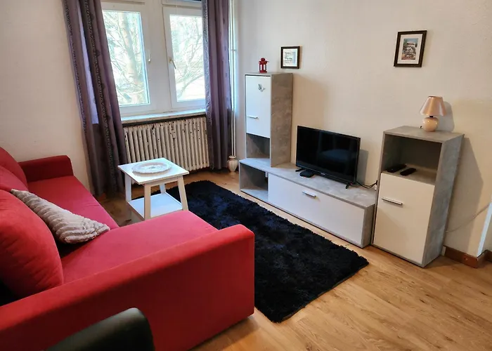 Hbs, Fewo, Eg, Best- Preis- Leistung, Naehe City, Einzelvermietung Moeglich, 1 Oder 2 Grosse Zimmer, Grosse Kueche, Logga, Bad, Einfach Und Gut